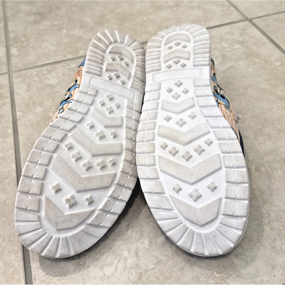 Bluey Hey DUDE Shoes Sz EU 43 / US 11 Comfort Lightweight Colorful Fun Cartoon - Picture 7 of 8